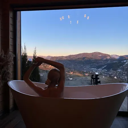 Under Sky - з теплим басейном ,чаном-джакузі, панорамною ванною та Playstation 5 * Slavske